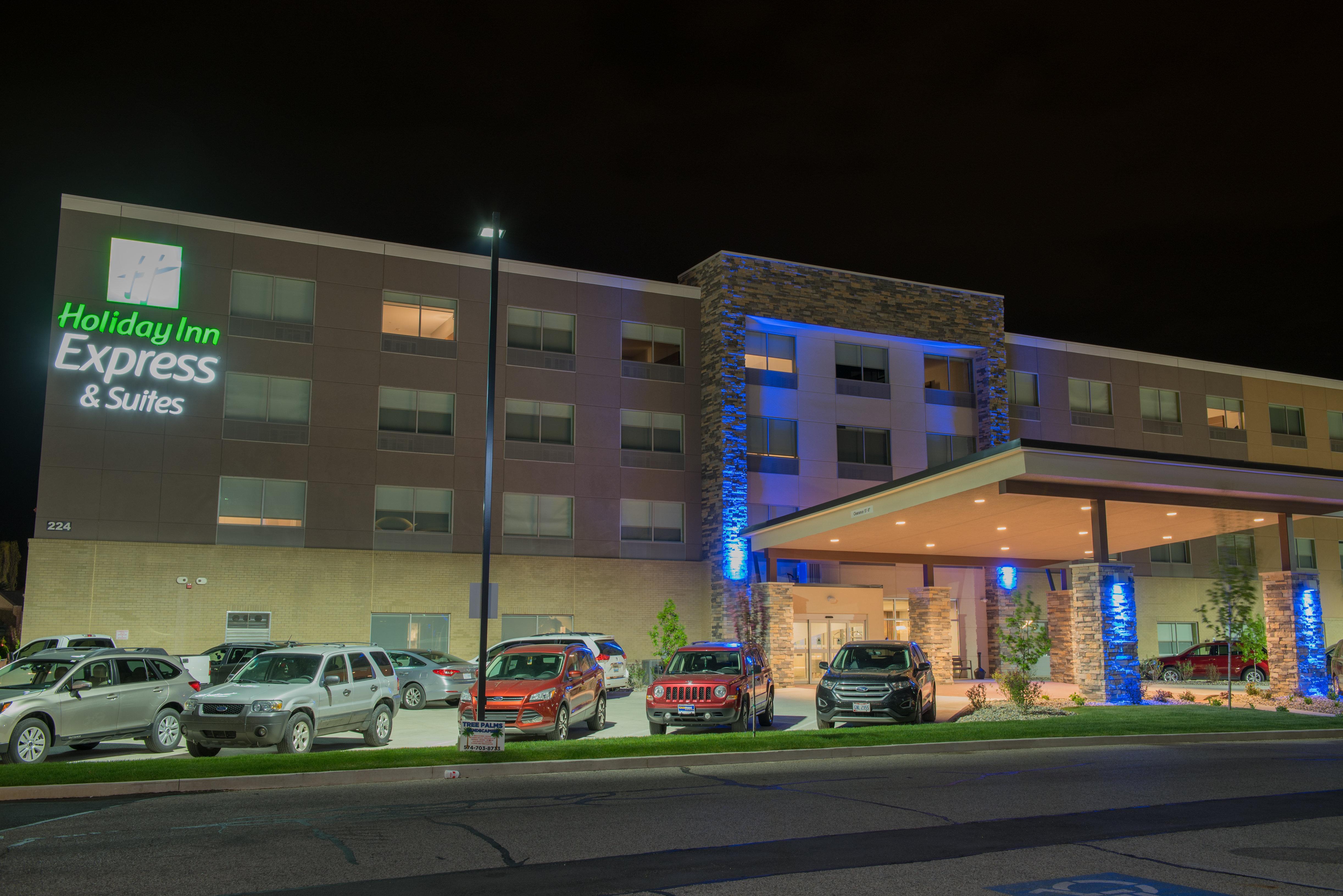 Holiday Inn Express & Suites - Orland Park Mokena By Ihg Exterior foto